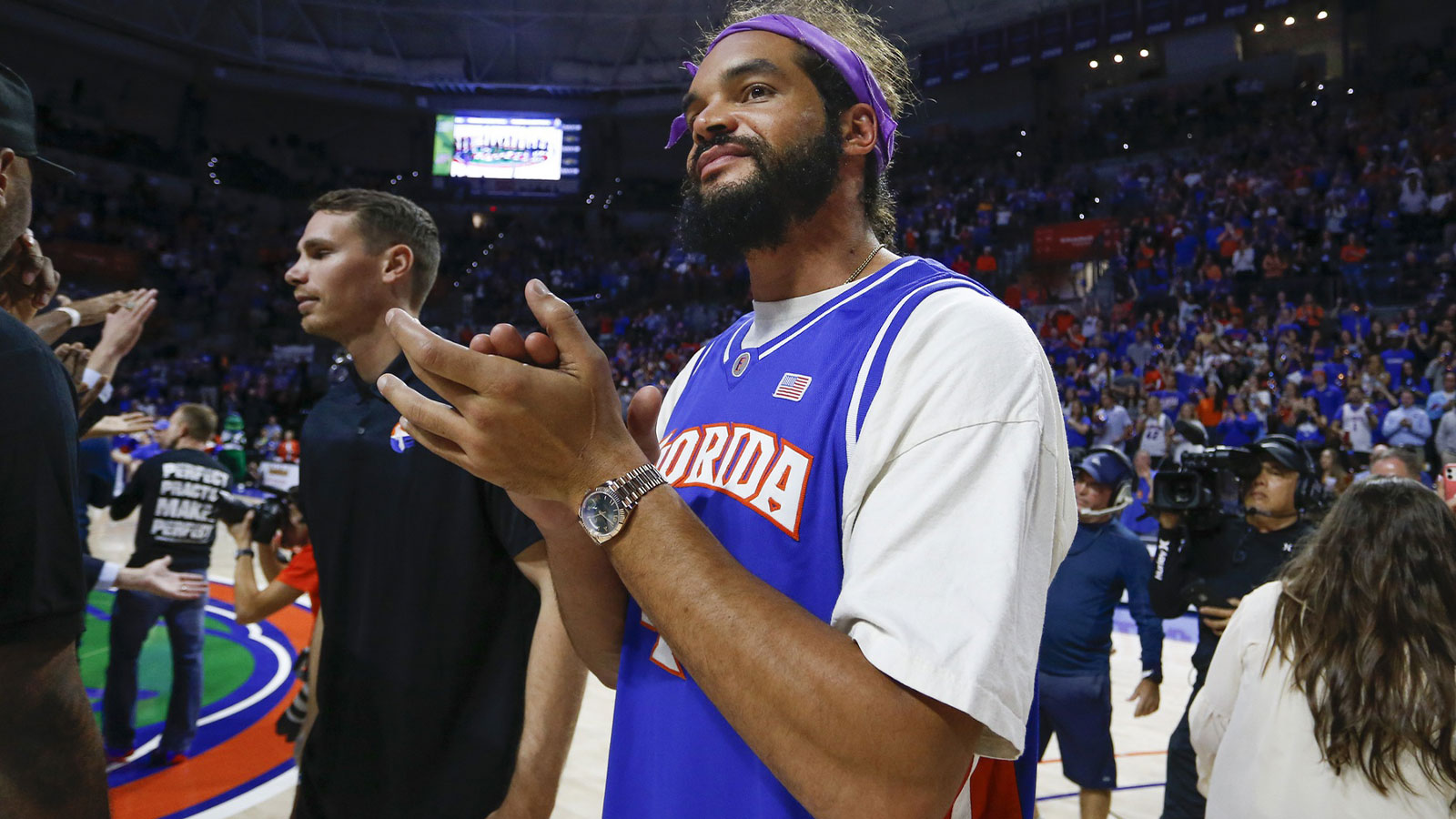 Joakim Noah confronts Cleveland past, shares blunt LeBron James thoughts
