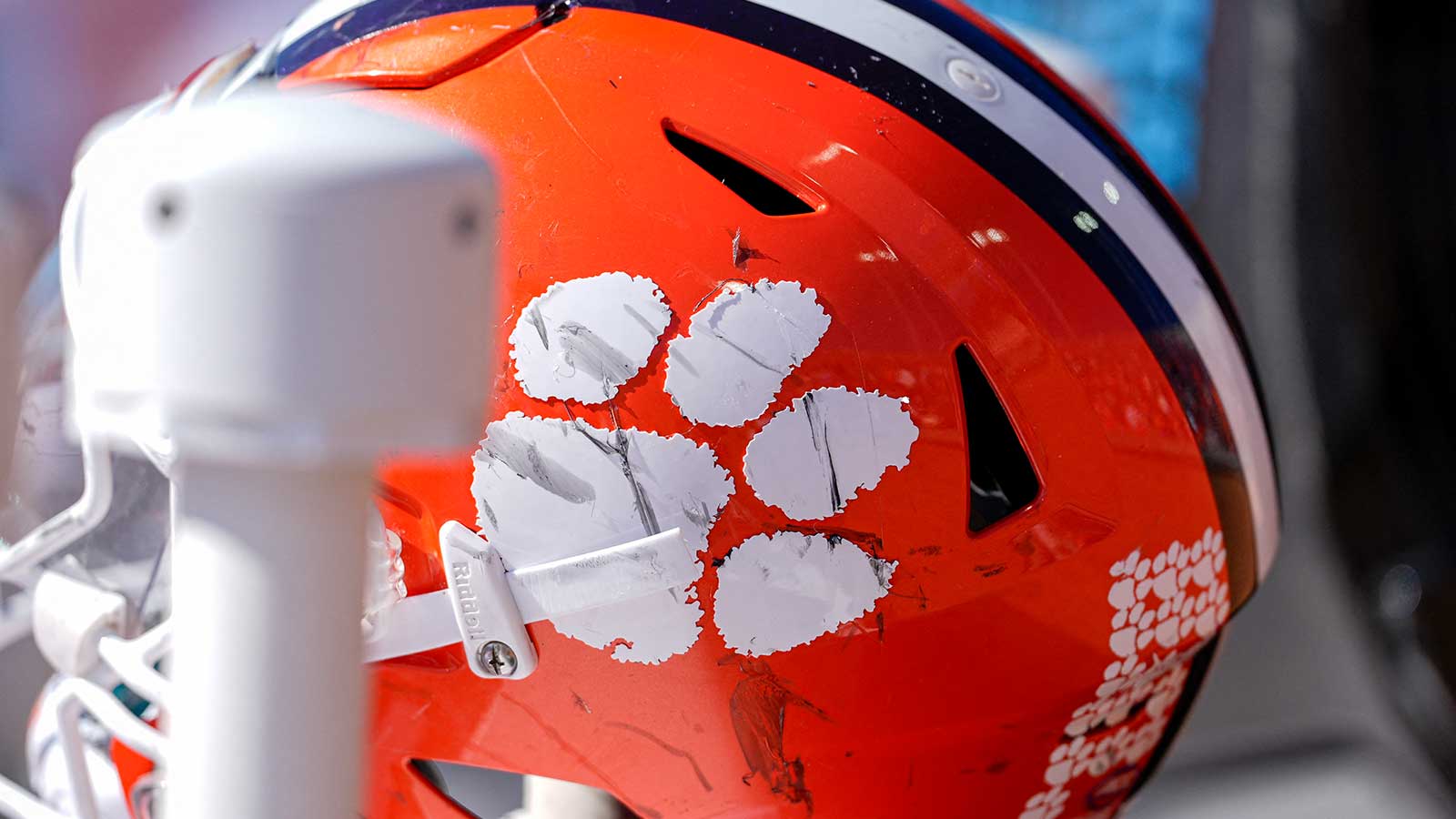 4-star edge picks Clemson Tigers over Notre Dame, Colorado