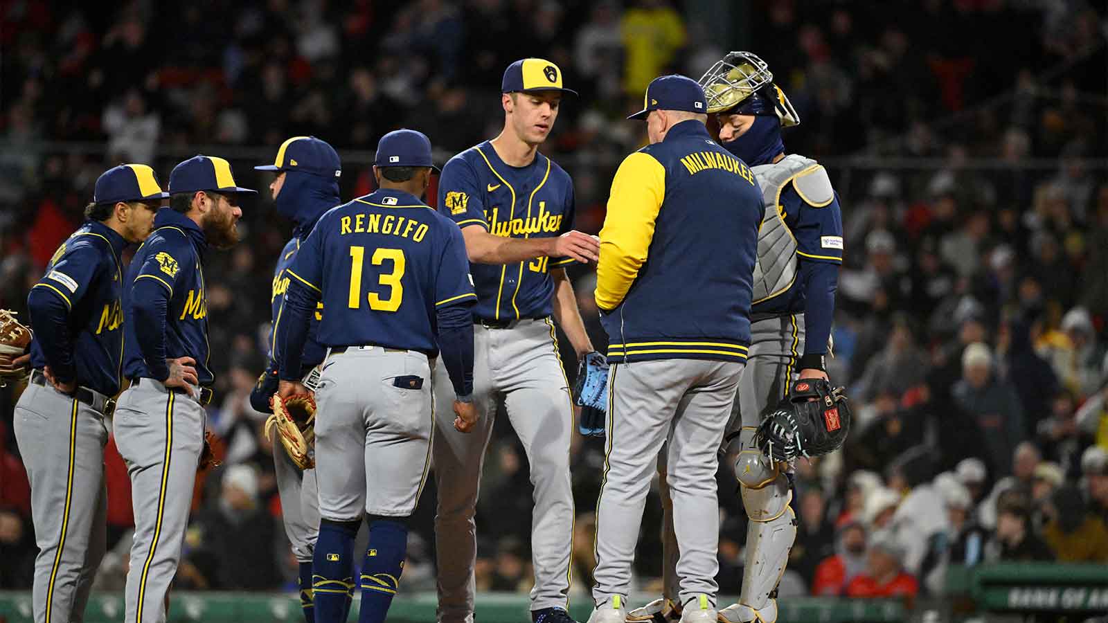 Analyst’s Brewers bold claim will catch Cubs, Cardinals’ attention