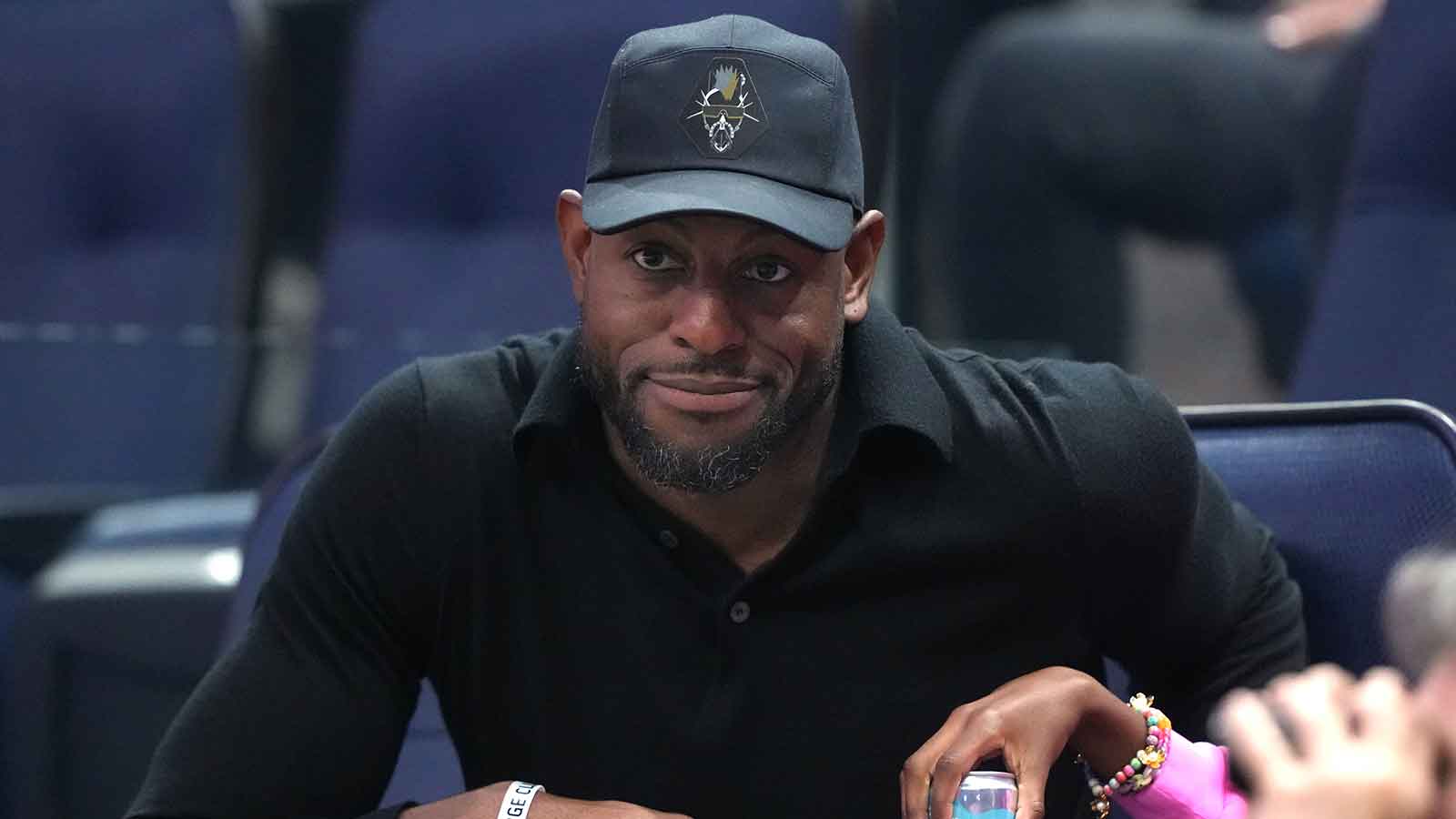 https://wp.clutchpoints.com/wp-content/uploads/2026/05/Andre-Iguodala-smirk.jpg