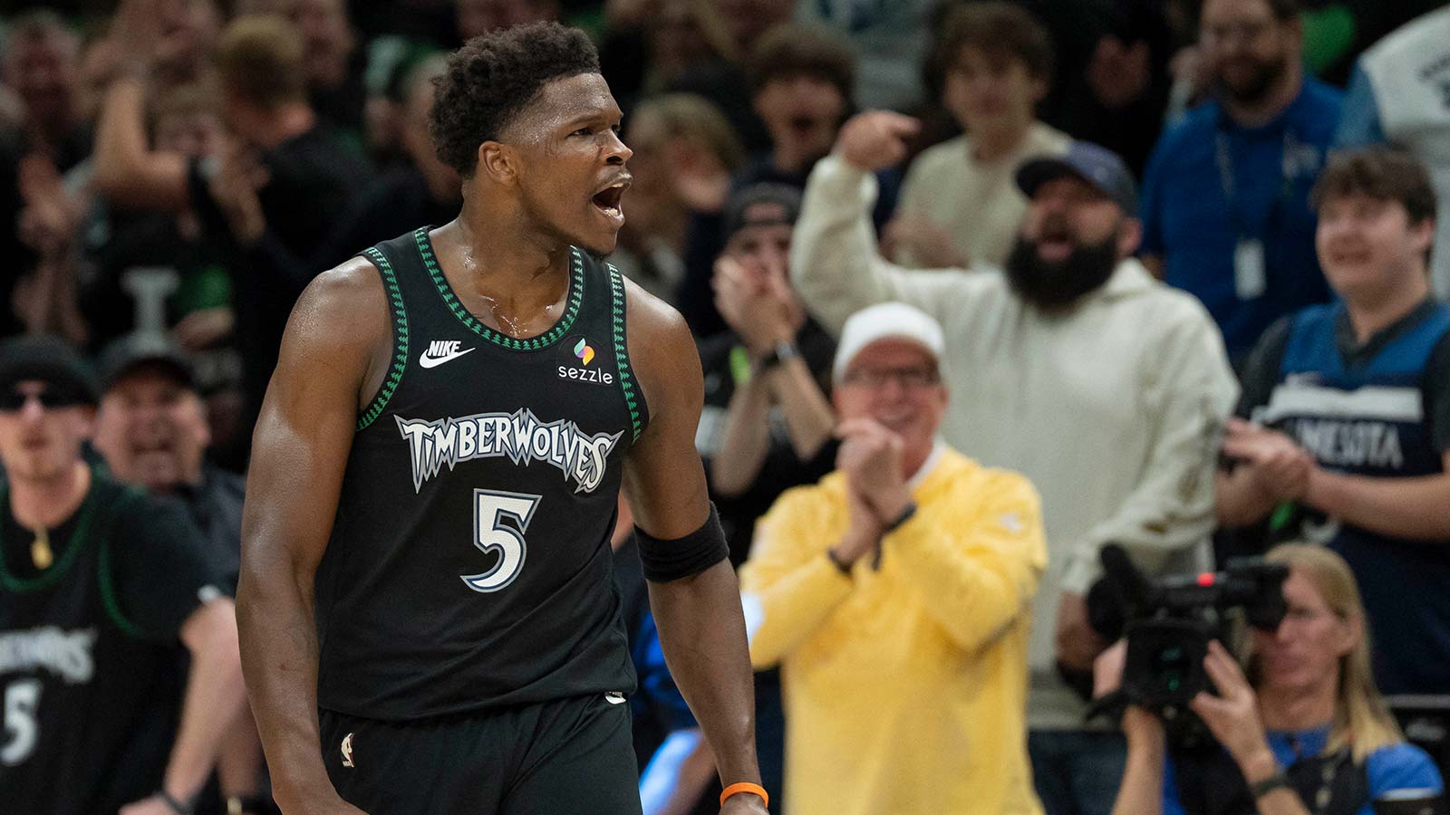 Timberwolves’ Anthony Edwards reveals savage Game 4 message to Spurs rookie