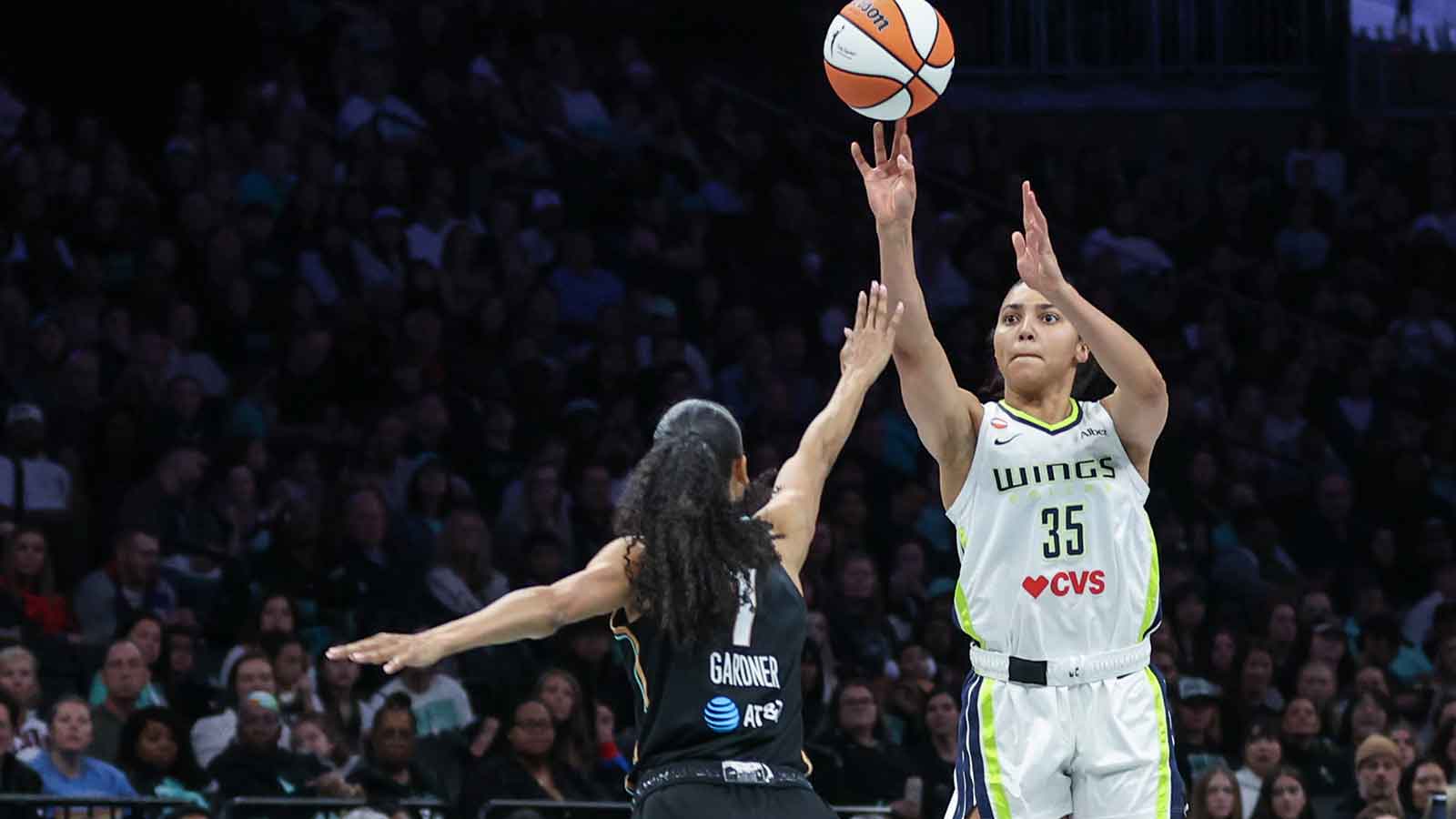 Wings’ Azzi Fudd makes No. 1 pick statement with huge 3rd quarter vs. Liberty