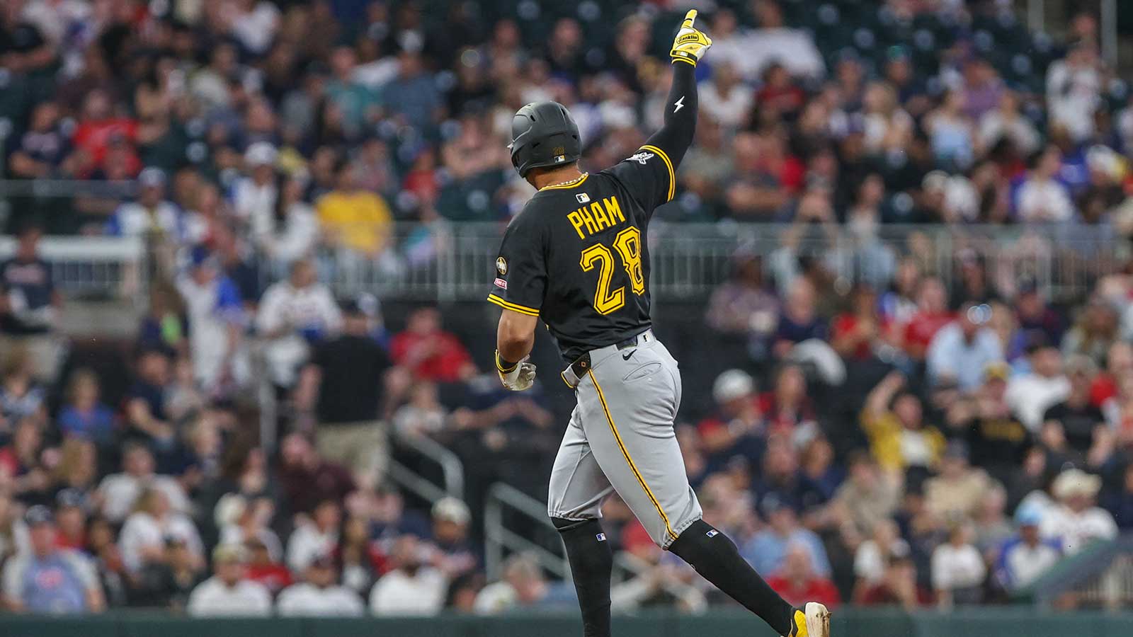 https://wp.clutchpoints.com/wp-content/uploads/2026/05/Baltimore-signs-veteran-journeyman-to-minor-league-contract.jpg