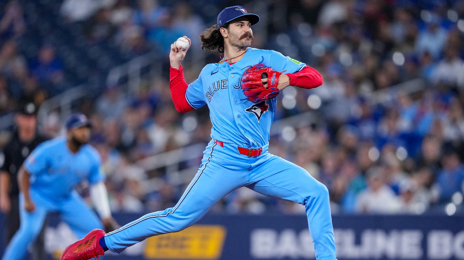 Blue Jays’ Dylan Cease leaving start with injury is an absolute disaster