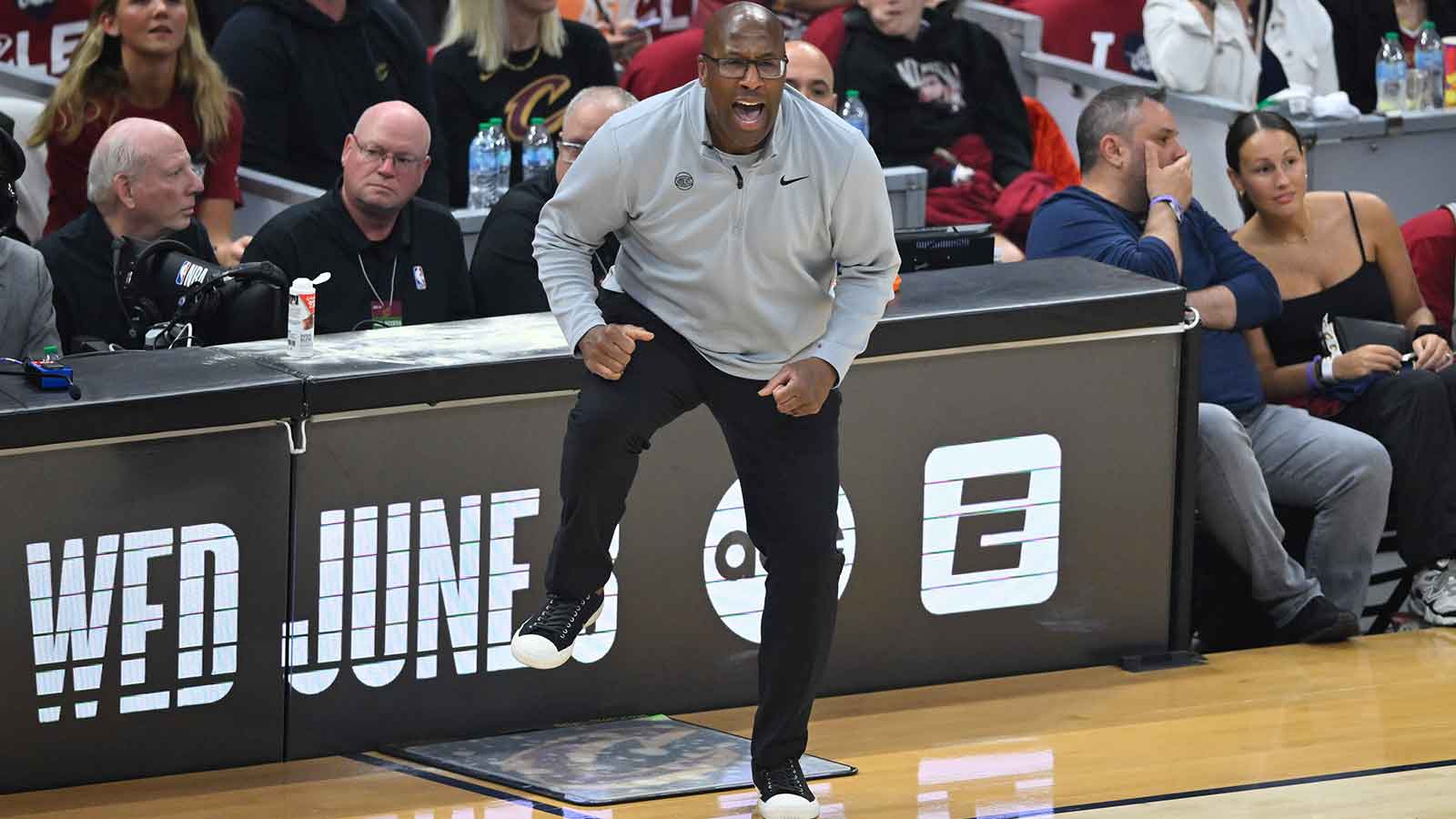 https://wp.clutchpoints.com/wp-content/uploads/2026/05/Brown-coaches.jpg