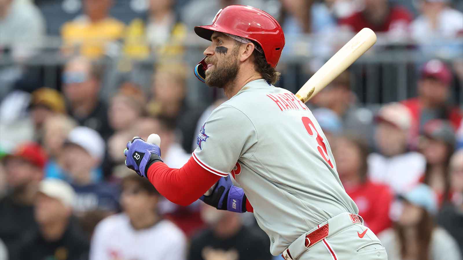 Watch Phillies’ Bryce Harper absolutely destroy this baseball