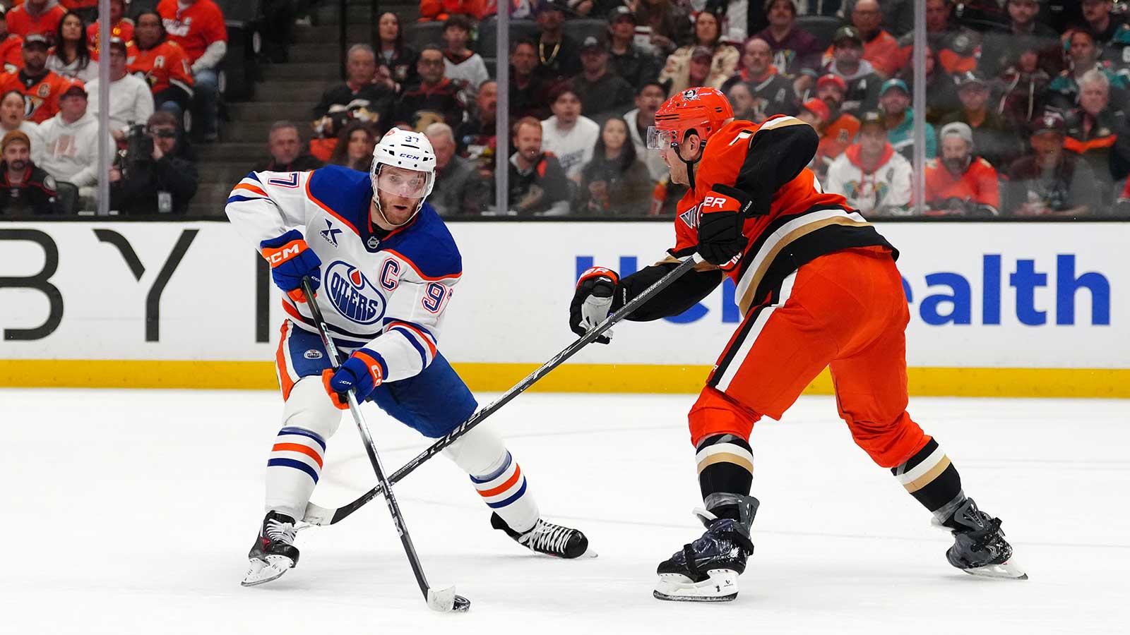 The injury Oilers’ Connor McDavid played through vs. Ducks