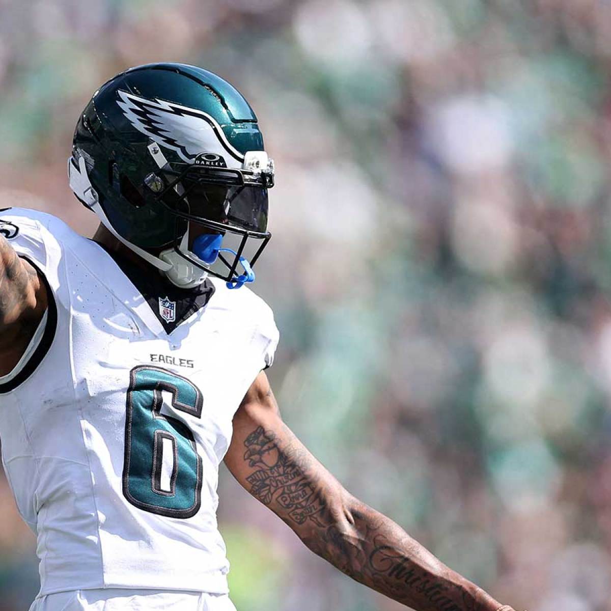 devonta smith throw helmet Signed Philadelphia Eagles Salute 2024 Mini Football (Beckett) Take your collection of Philadelphia Eagles memorabilia to the next level by adding this DeVonta Smith autographed Riddell Speed Authentic Helmet Football Jerseys Devonta Smith Philadelphia