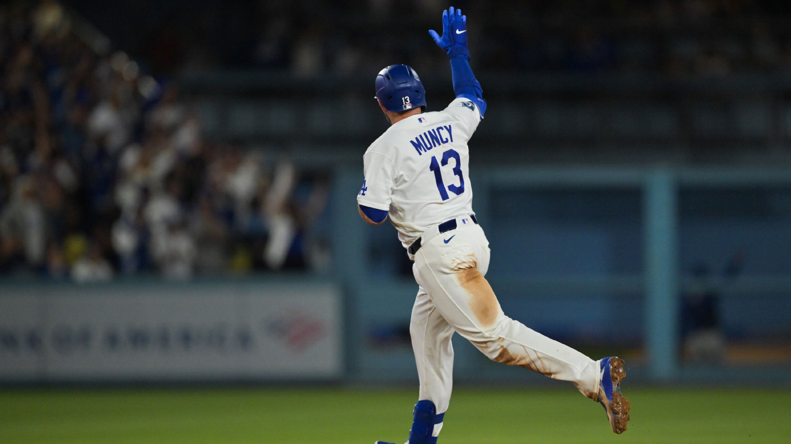 Dodgers’ Max Muncy sends urgent reminder after brutal loss to Giants