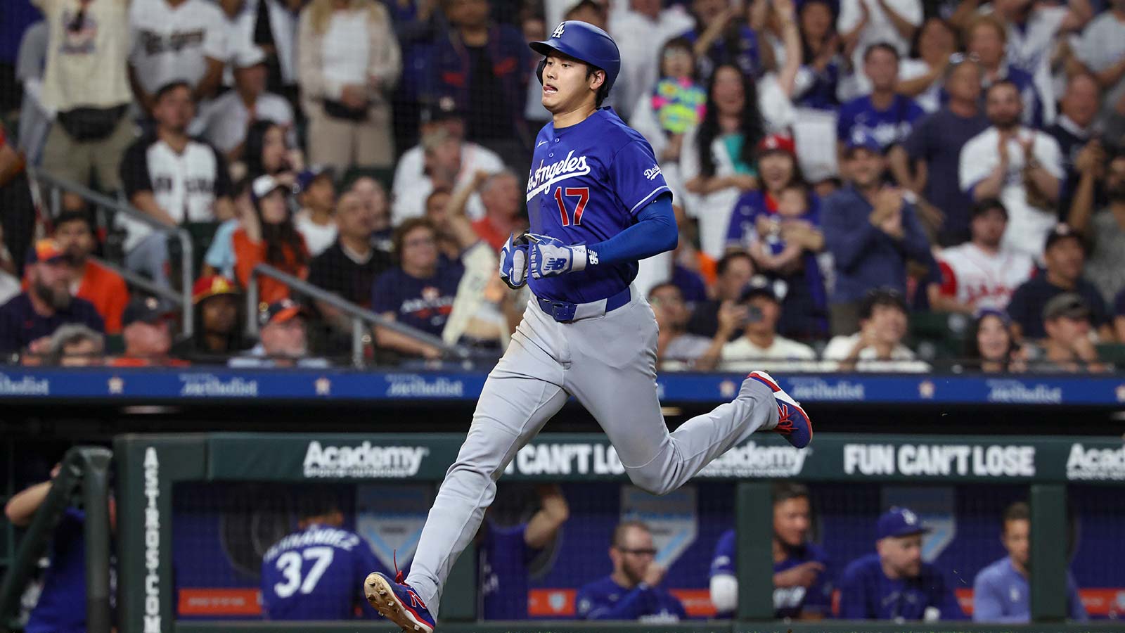 Dodgers’ Shohei Ohtani gets ‘GOAT’ declaration from Jimmy Rollins, Pedro Martinez
