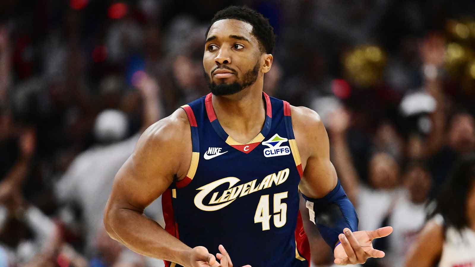 Donovan Mitchell sets NBA record for points in a half in Game 5 vs. Pistons