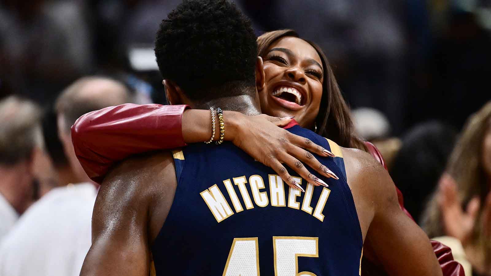 Donovan Mitchell shares special moment with Coco Jones after historic Game 4 win vs. Pistons