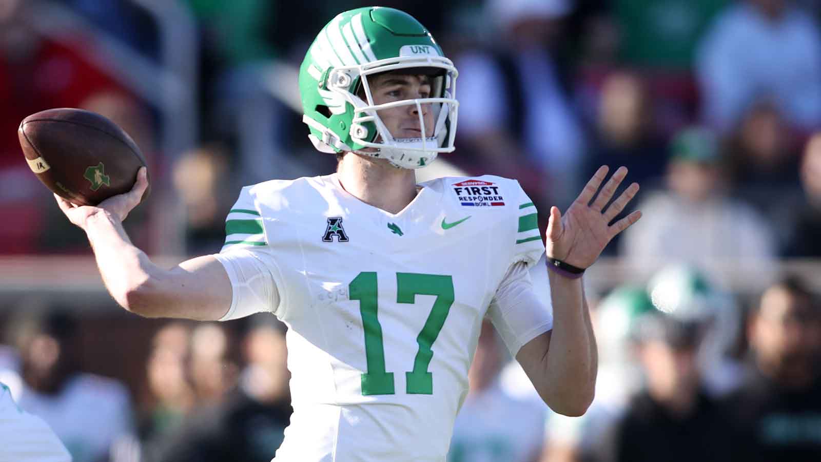 Dolphins news: Miami waives 2 players to make room for Darren