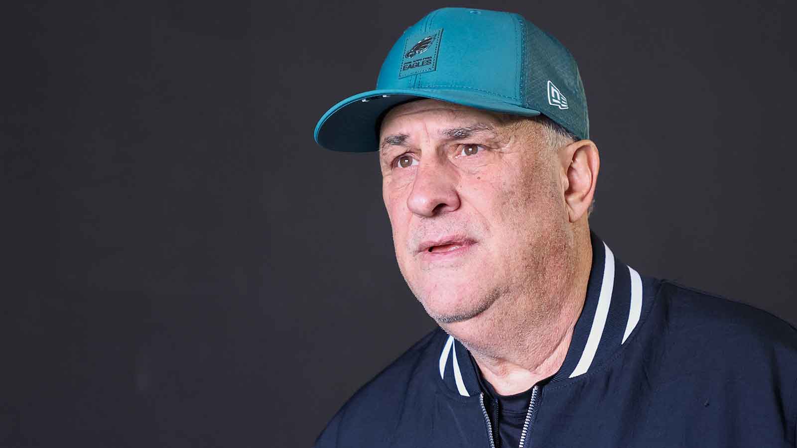 Eagles DC Vic Fangio takes shot at Phillies for firing Rob Thomson