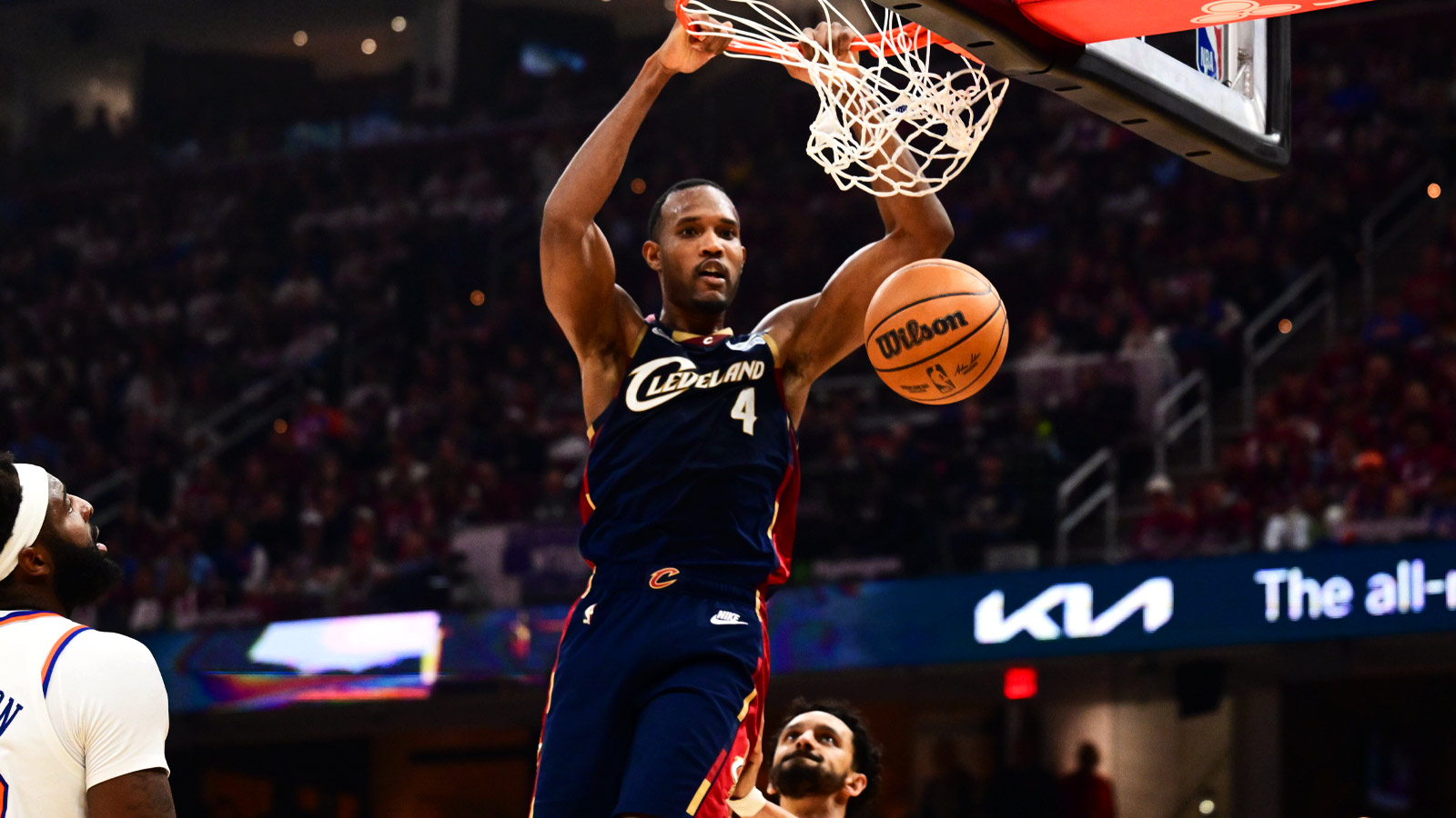 https://wp.clutchpoints.com/wp-content/uploads/2026/05/Evan-Mobley-dunks-against-the-New-York-Knicks.jpg