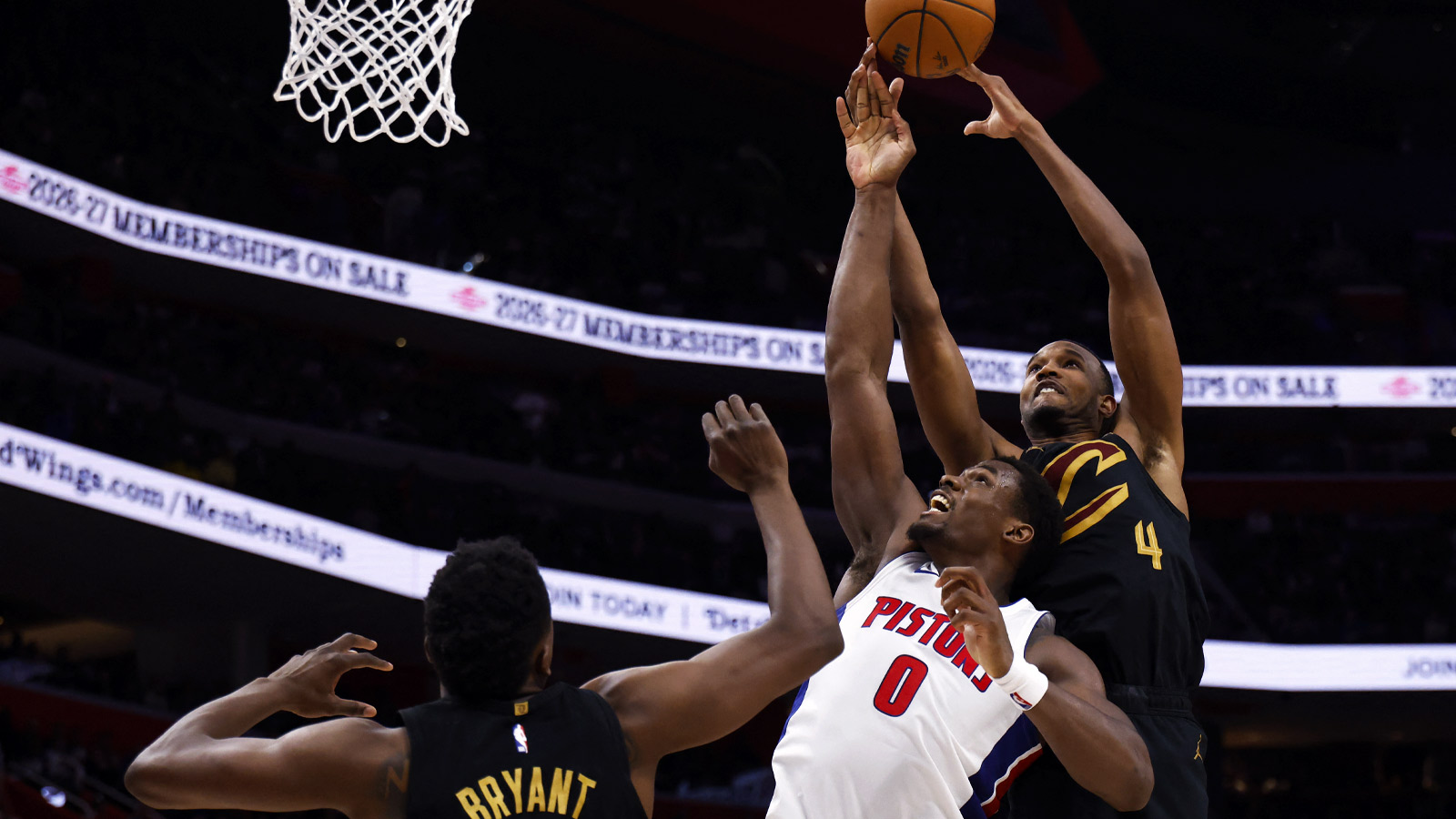 https://wp.clutchpoints.com/wp-content/uploads/2026/05/Evan-Mobley-of-the-Cavs-1.jpg