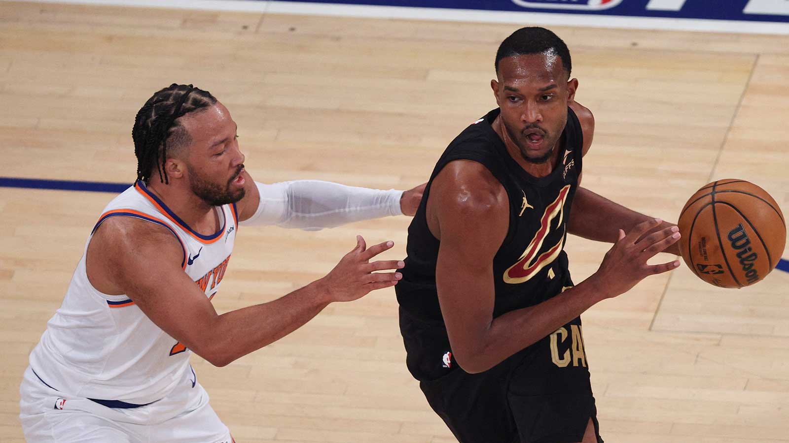Evan Mobley identifies shift that doomed Cavs in Game 1 vs. Knicks