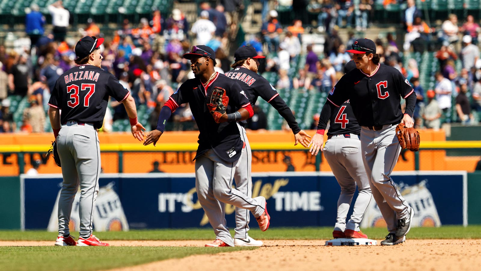 Guardians announce 2 roster moves before Phillies series