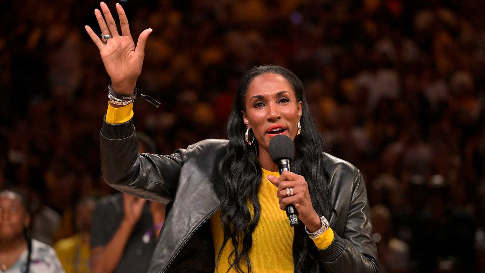 Former Sparks star Lisa Leslie latest to be granted this arena honor
