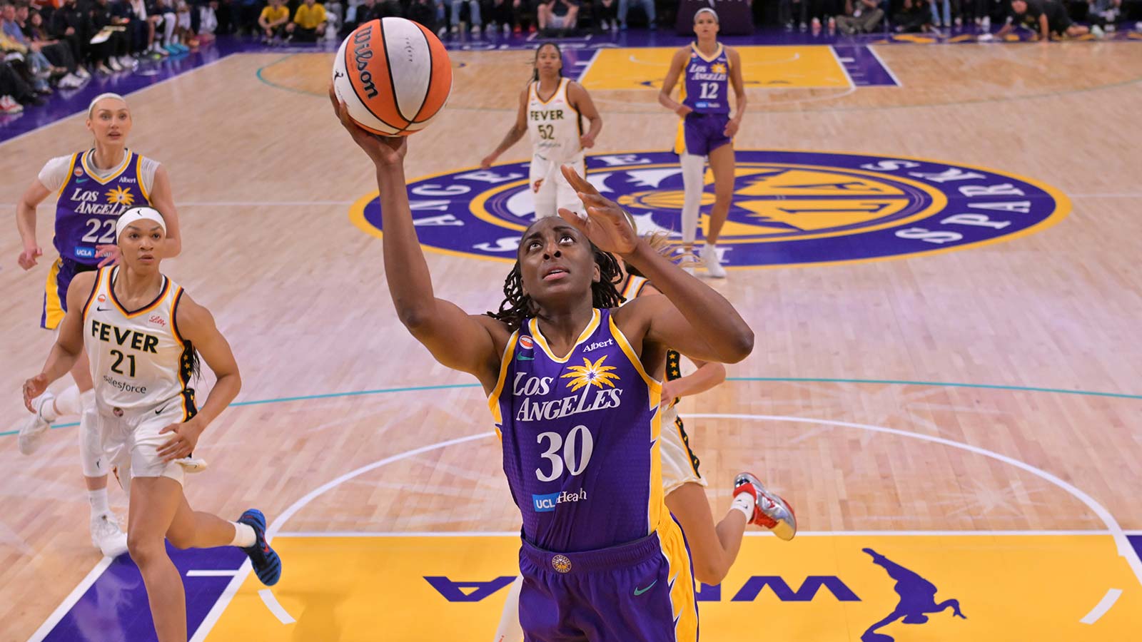 Why coaching Nneka Ogwumike is a ‘gift’ for Lynne Roberts