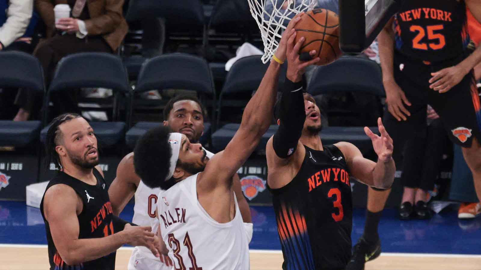 Jarrett Allen isn’t losing trust in Cavs’ gameplan despite Josh Hart’s big Game 2