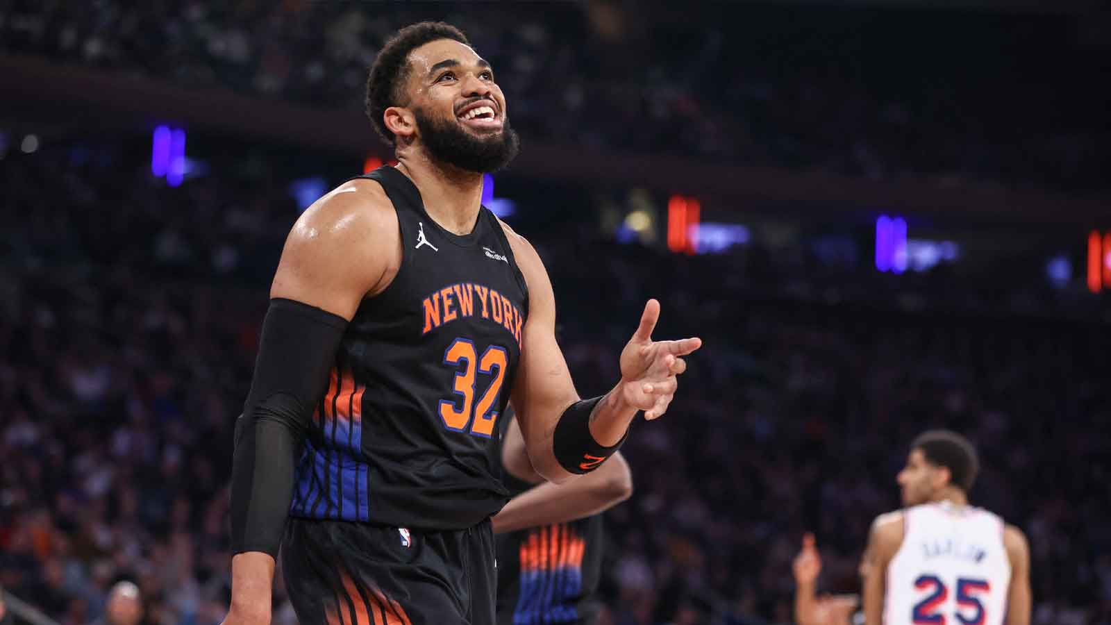 Knicks’ Karl-Anthony Towns thanks John Calipari after viral Game 2 moment vs. 76ers