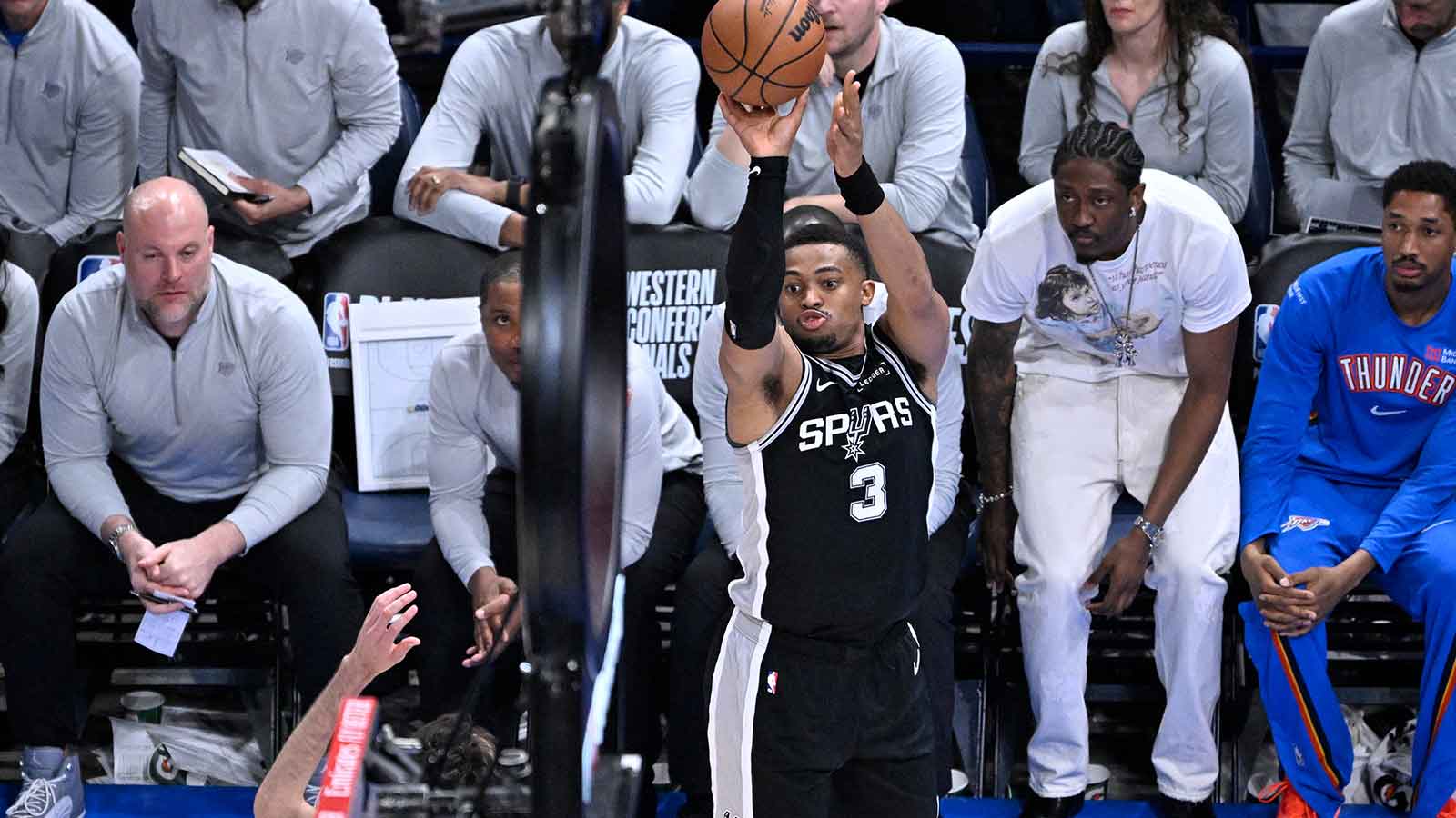 https://wp.clutchpoints.com/wp-content/uploads/2026/05/Keldon-Johnson.jpg