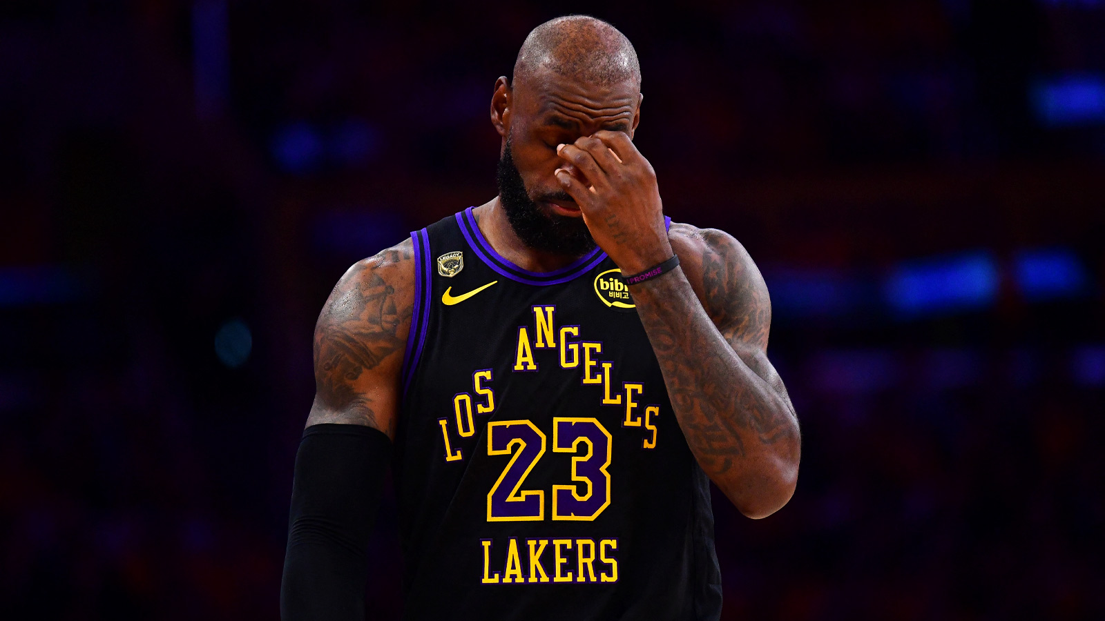 Lakers rumors: Insider offers advice on LeBron James contract negotiations