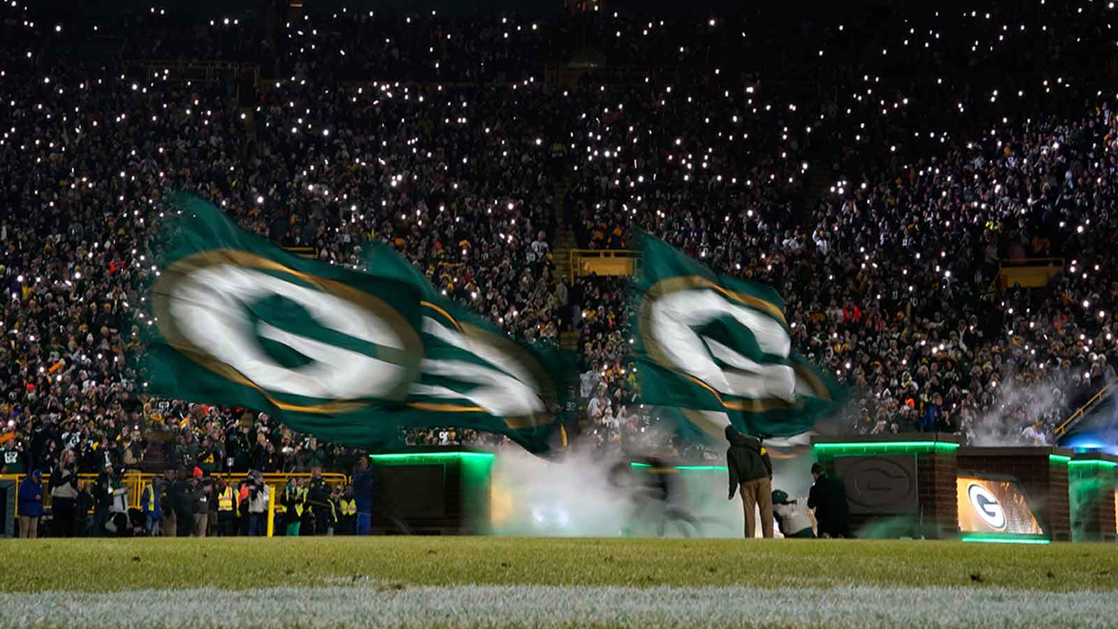 Packers claim 2 players off waivers