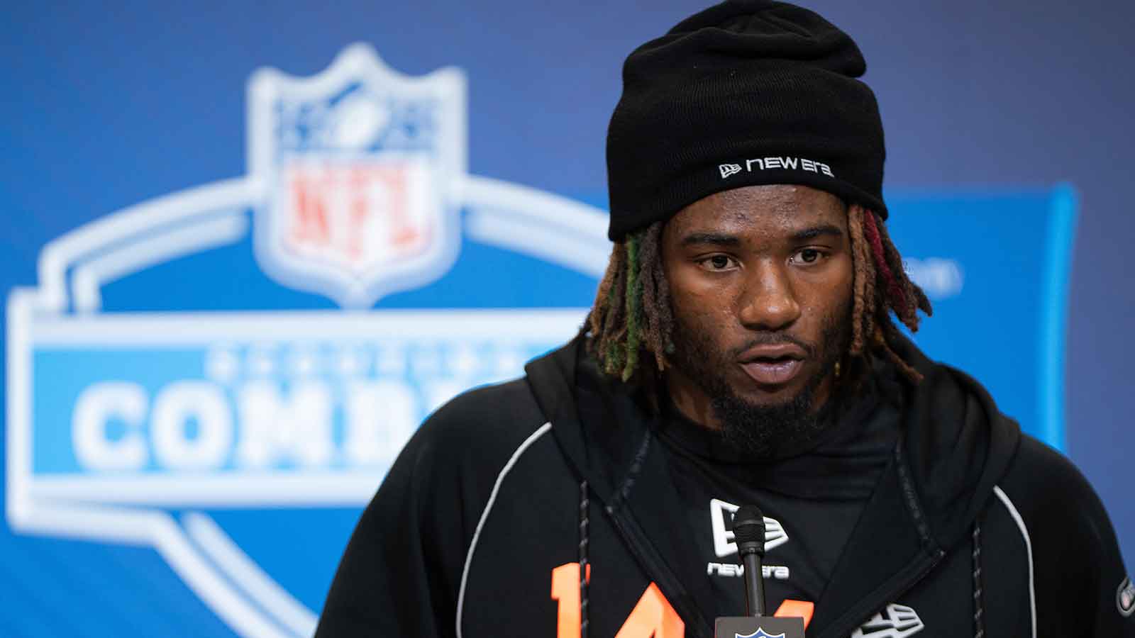 Undrafted Dolphins rookie RB retires just 4 days after signing for minicamp