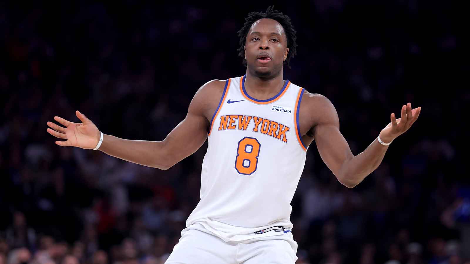 OG Anunoby comes up limp with leg injury late vs. 76ers