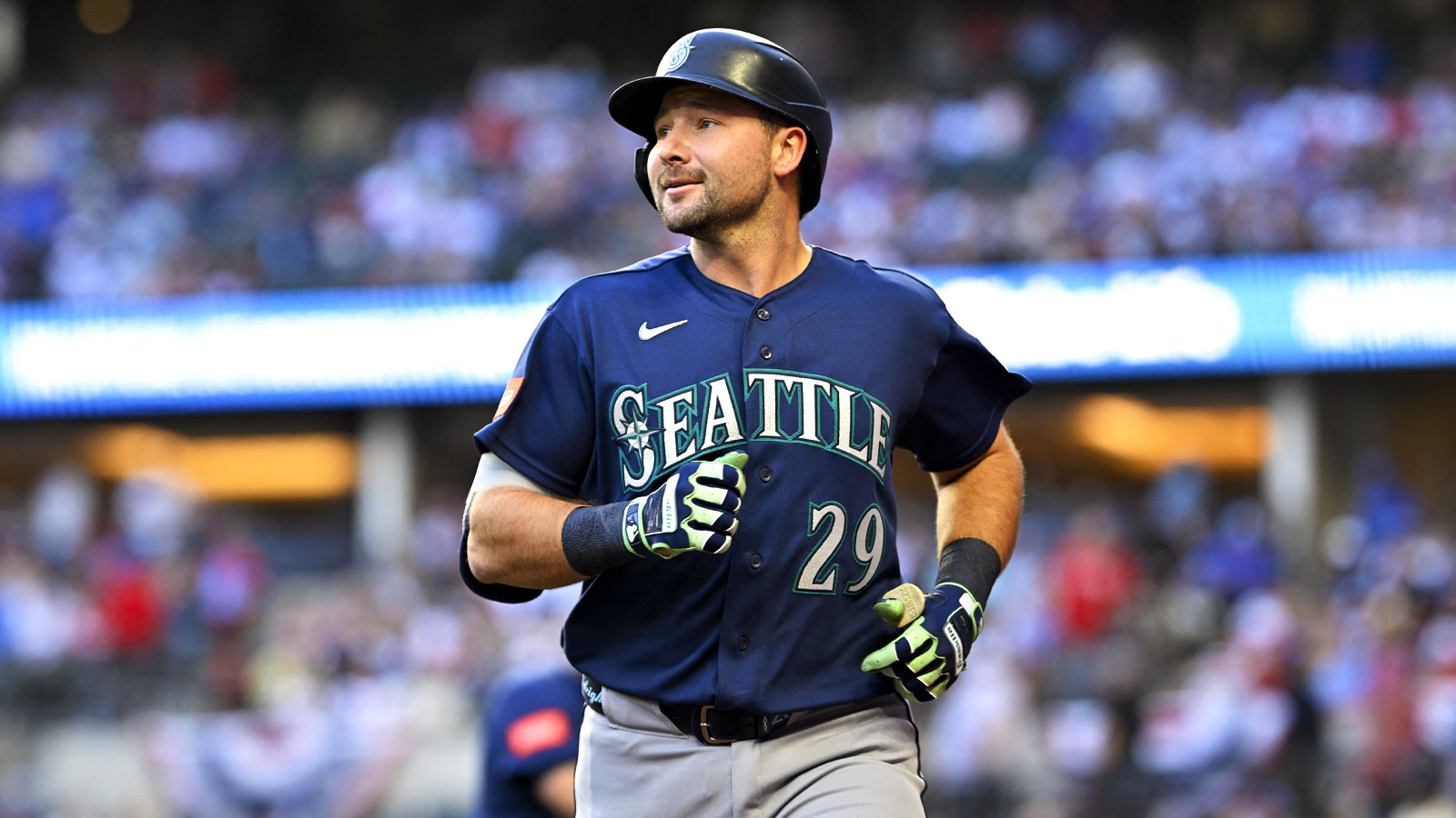 Big Cal Raleigh injury update will catch Mariners fans’ attention