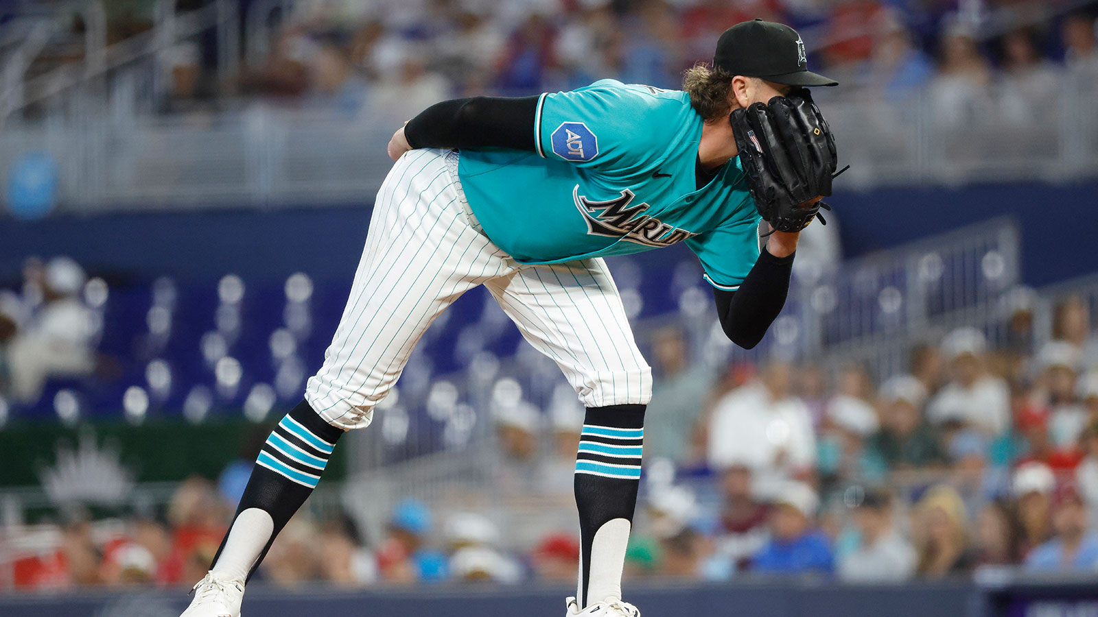 Marlins gives veteran pitcher the boot 2 days after getting wrecked by Phillies