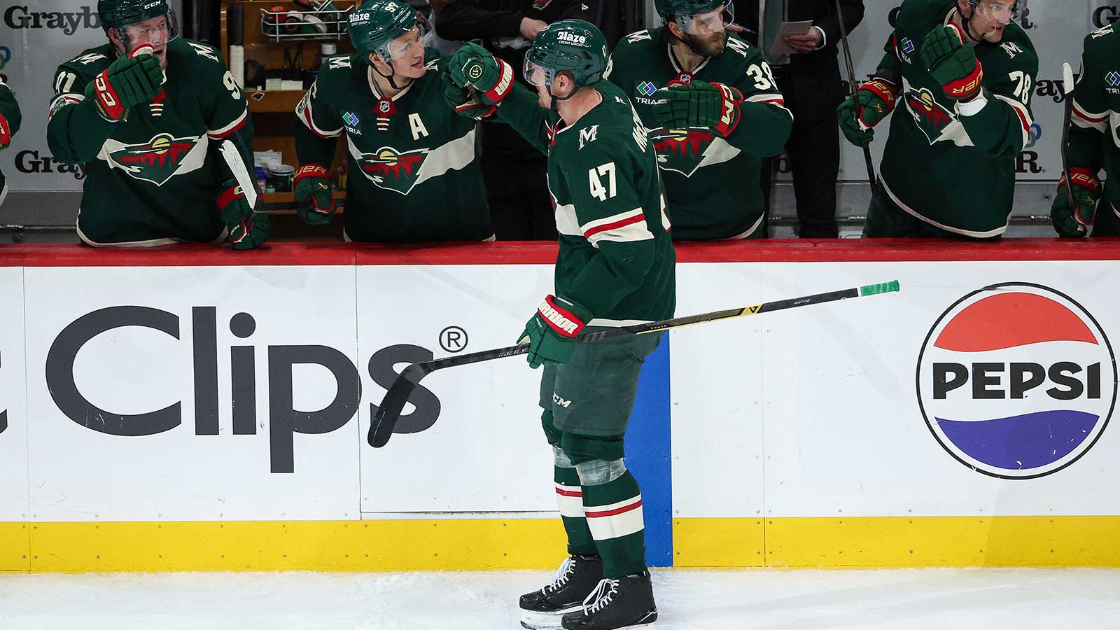 Wild rumors: Minnesota ‘badly wants to re-sign’ this veteran forward