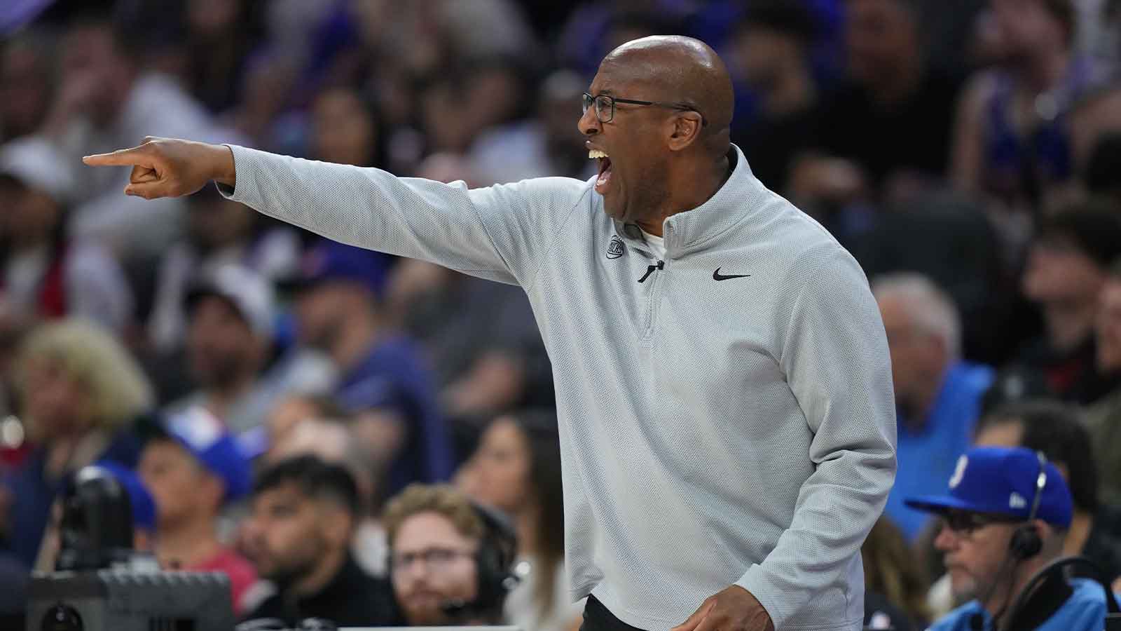 Image for Mike Brown boils Knicks’ record 3-point shooting down to 1 thing