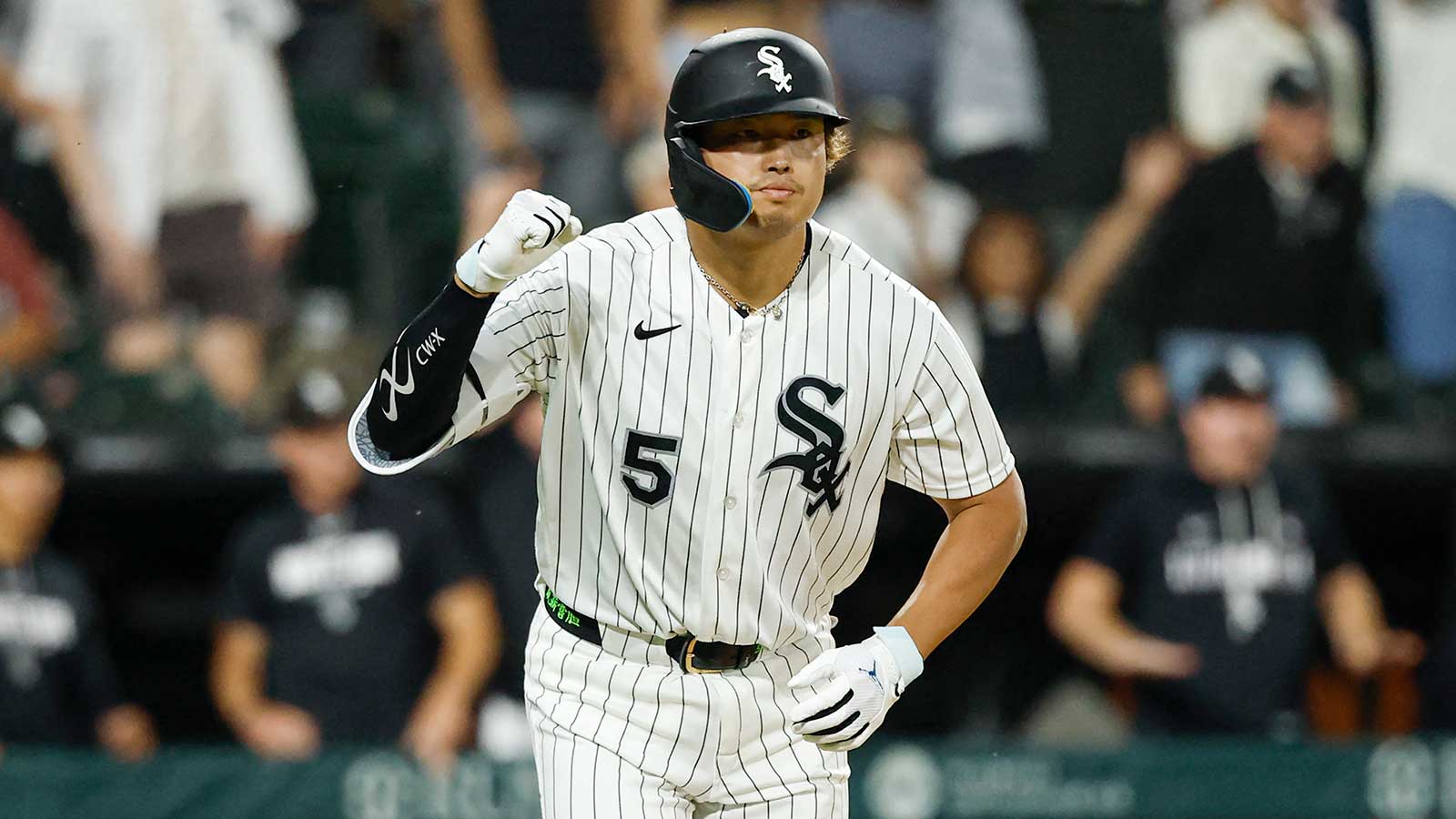 White Sox keeping pace with Dodgers in 1 big stat explains shocking season
