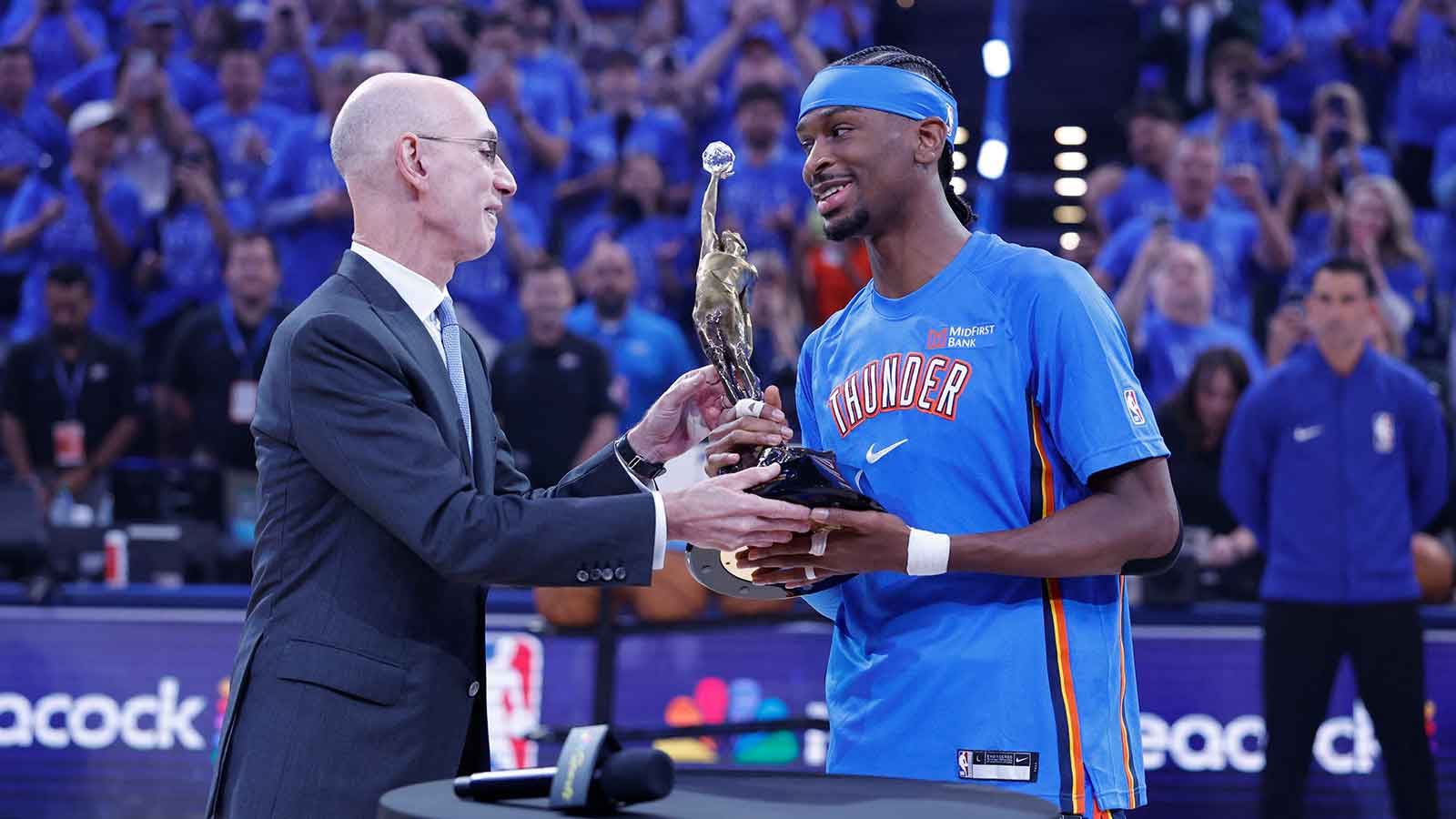 Watch Shai Gilgeous-Alexander officially accept 2025-26 MVP award