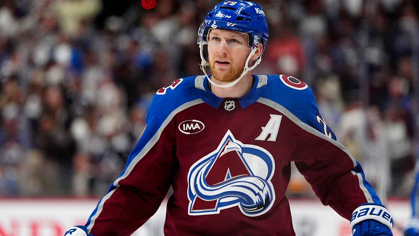 Avalanche star Nathan MacKinnon’s dominant Game 2 draws Jared Bednar applause