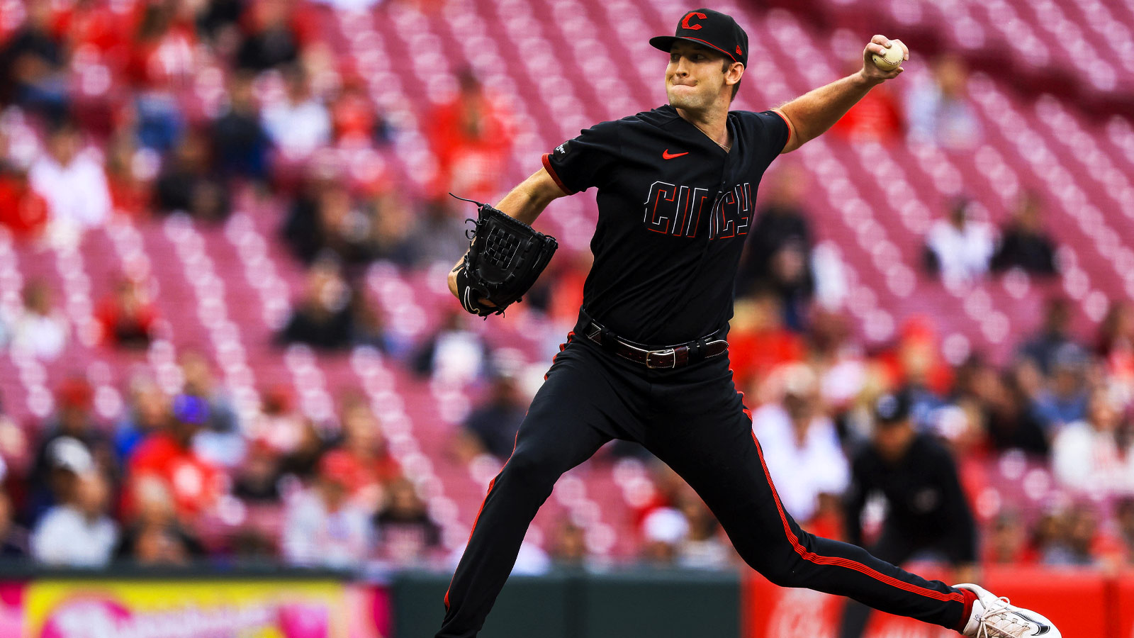 How Reds Manager Terry Francona is navigating pitching staff after Cardinals game rainout