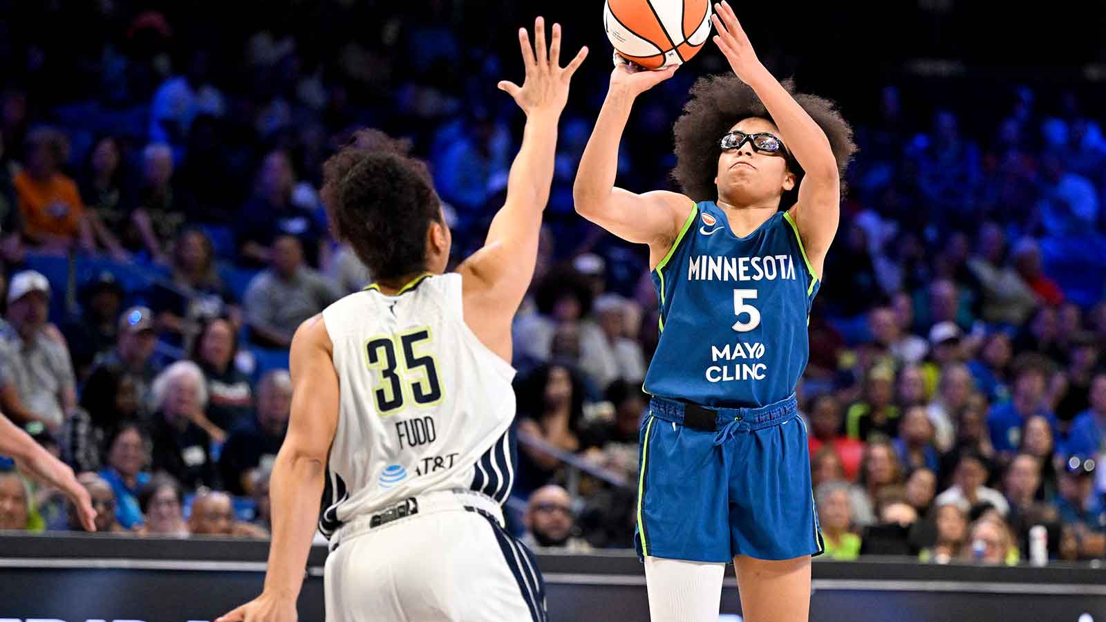 Lynx’s Olivia Miles pulls off feat not seen before in WNBA history