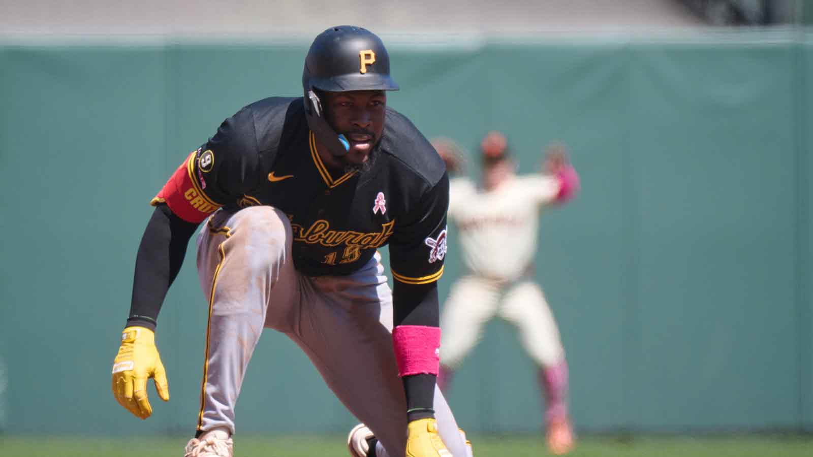 Pirates' Oneil Cruz jokes about missed catch that spoiled Paul