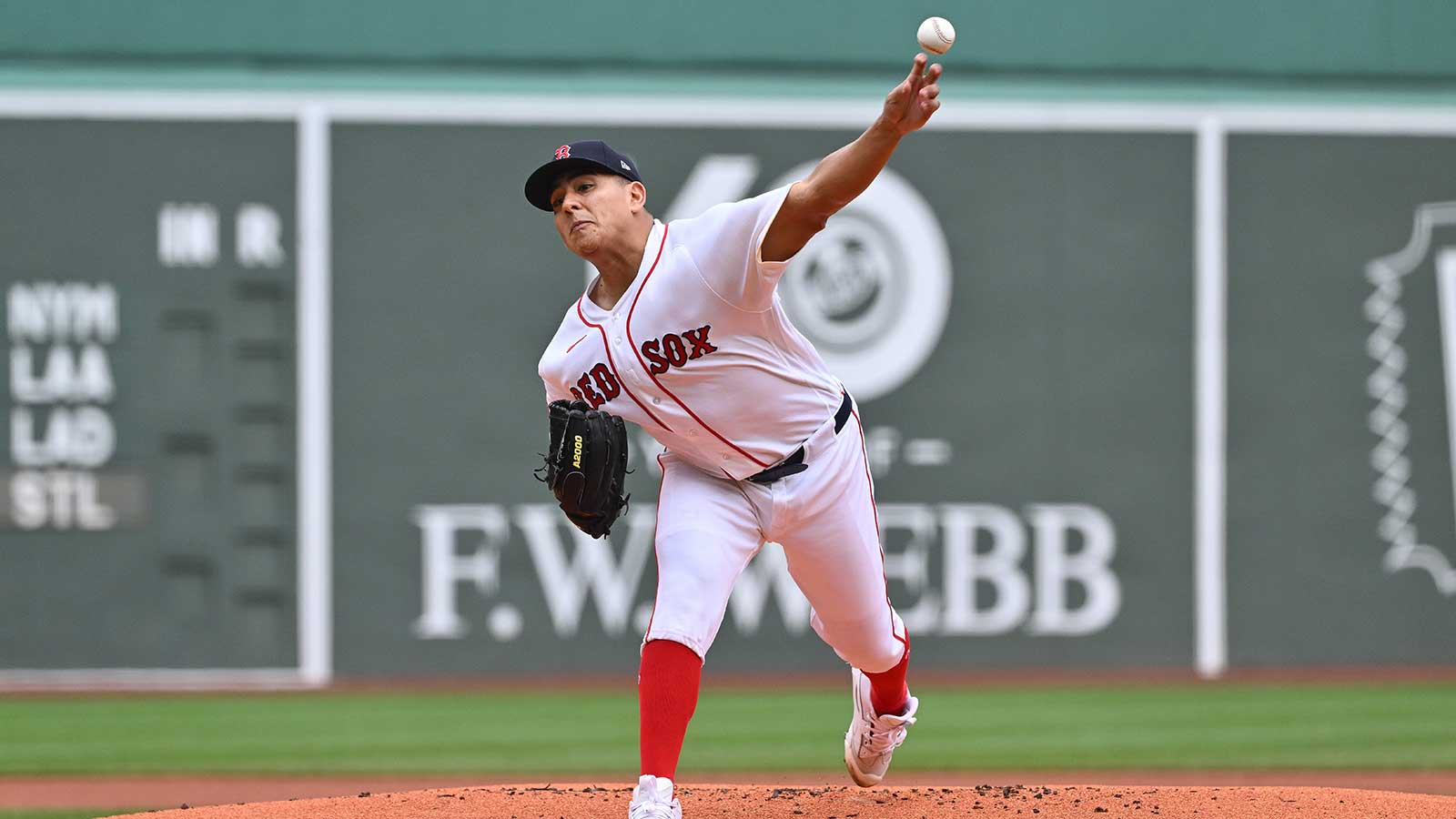 Ranger Suarez gives optimistic Red Sox update after being pulled from Astros game