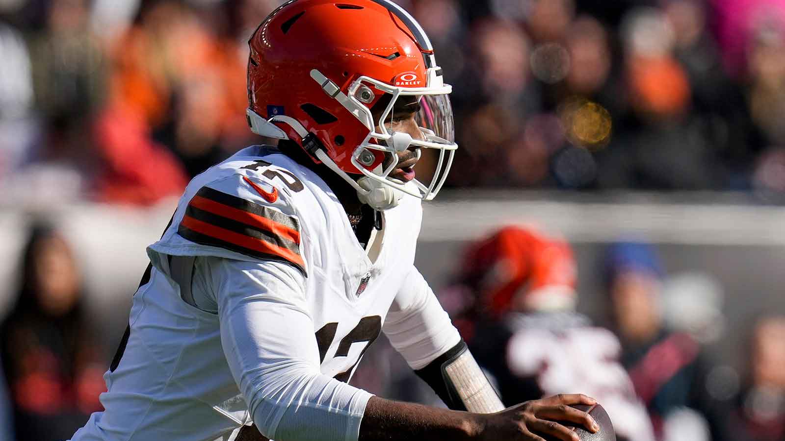 Shedeur Sanders endorsed by team legend