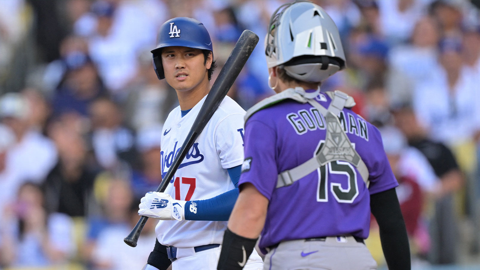 Dodgers’ Shohei Ohtani hit on right hand 1 day before Wednesday pitching start
