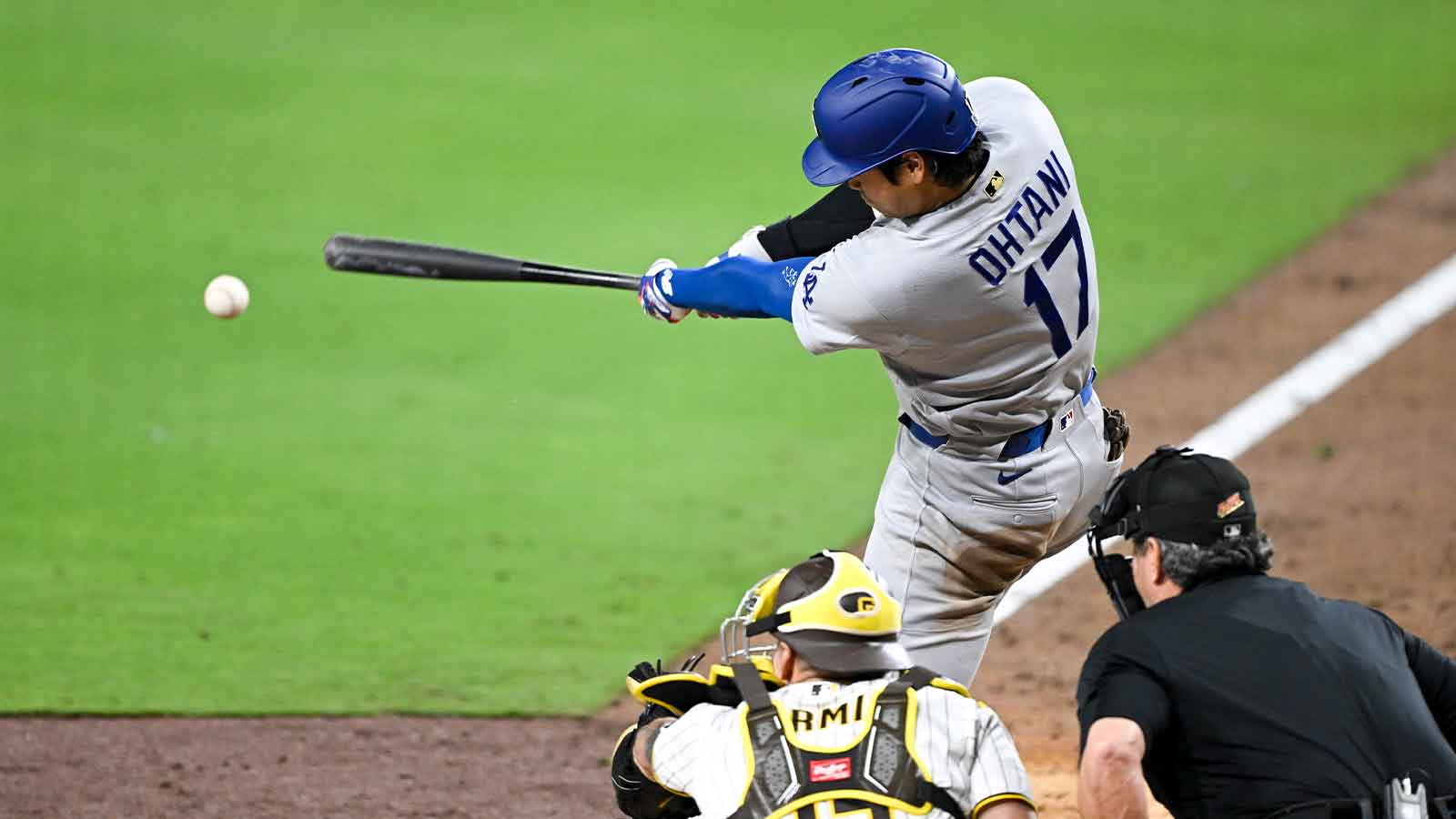 Dodgers’ Shohei Ohtani immediately makes Padres pay with 1st pitch home run
