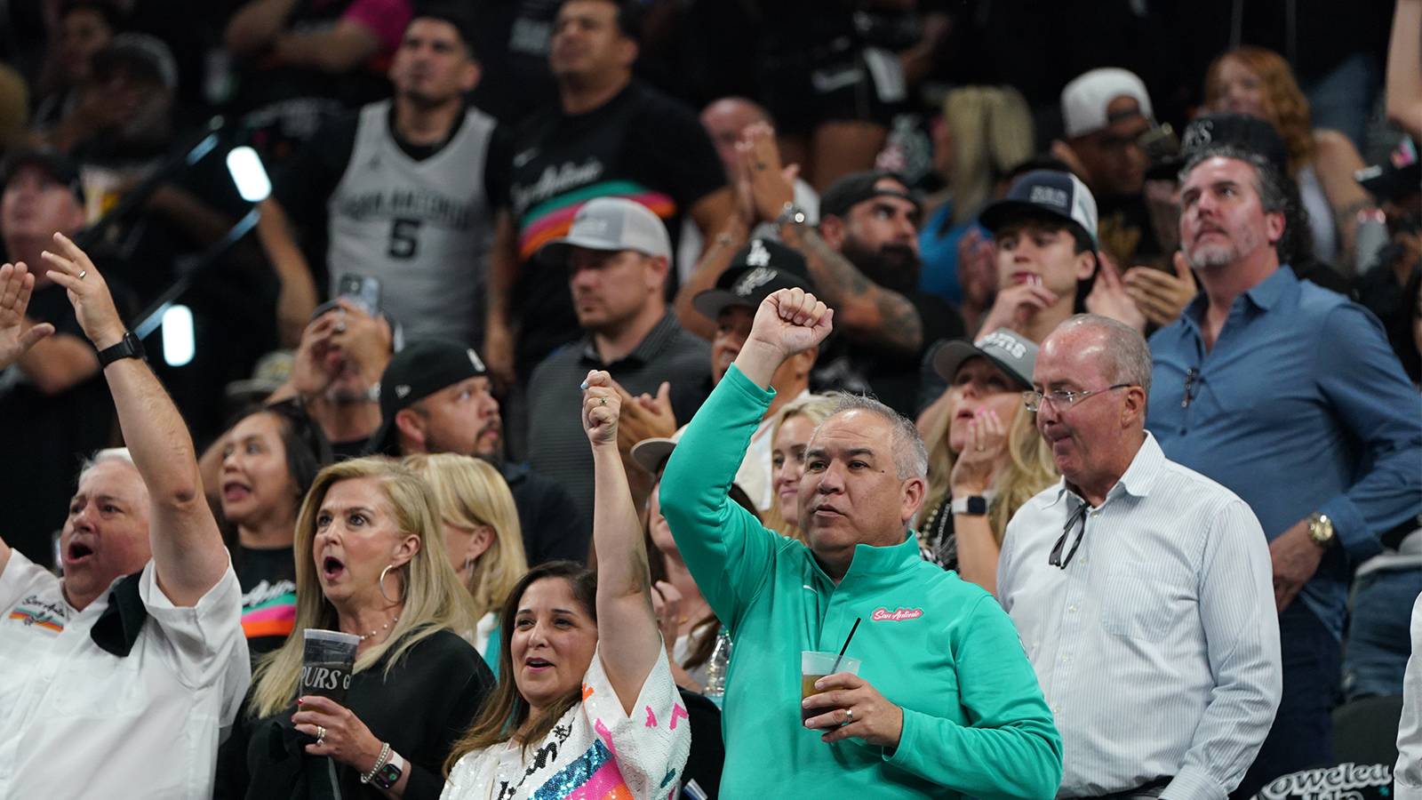 Viral Spurs fan shares video, claims she needed security to kick out man harassing her after rejection
