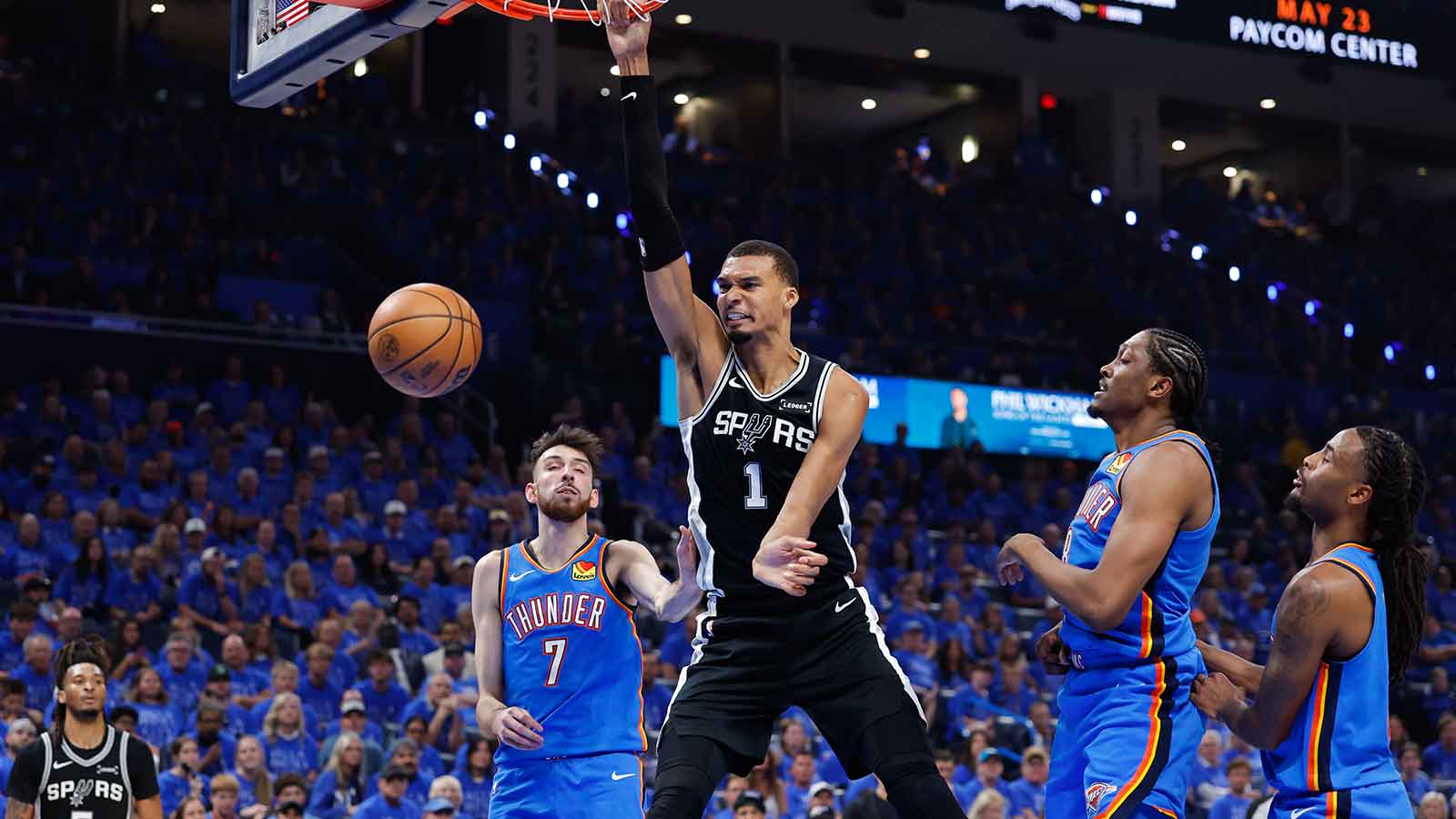 Spurs’ Victor Wembanyama had all-time aura farming moment in Game 1
