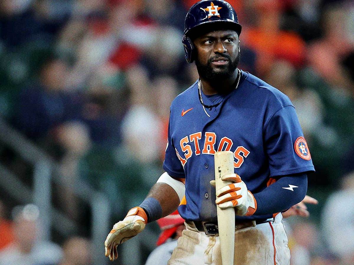 Astros outfielder returns from IL after Houston