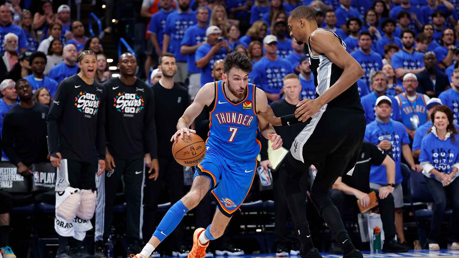 Thunder’s Chet Holmgren gets absolutely roasted for brutal 4-point Game 7 vs. Spurs
