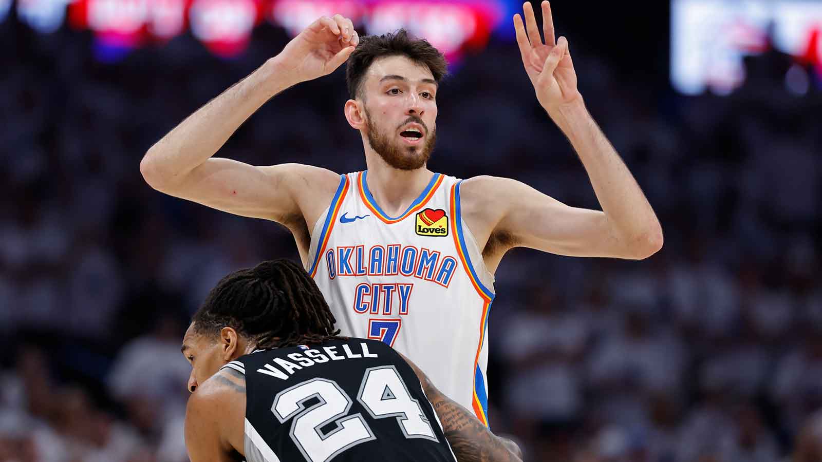 Thunder Shai Gilgeous-Alexander’s ’10 out of 10′ Chet Holmgren mic drop proves he’s MVP teammate